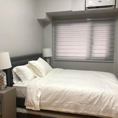 Signa Designer Residences Tower 2 Манила Экстерьер фото